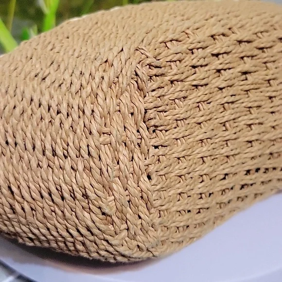 Brighton Woven Straw & Brown Leather Shoulder Bag w/ Heart Charm + Dust Bag - Picture 7 of 12